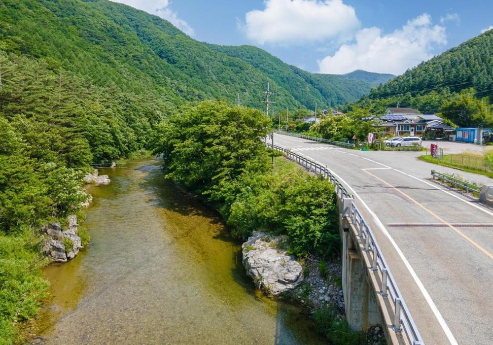 Nolbu And Heungbu Pension Inje Exterior foto